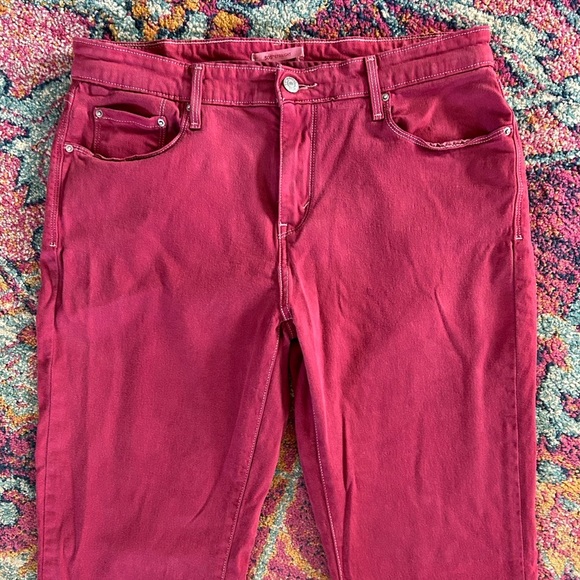 Levi’s | Women's Magenta 505 Straight Chino Pants Jeans, zip/button closure, 10 - Picture 7 of 14